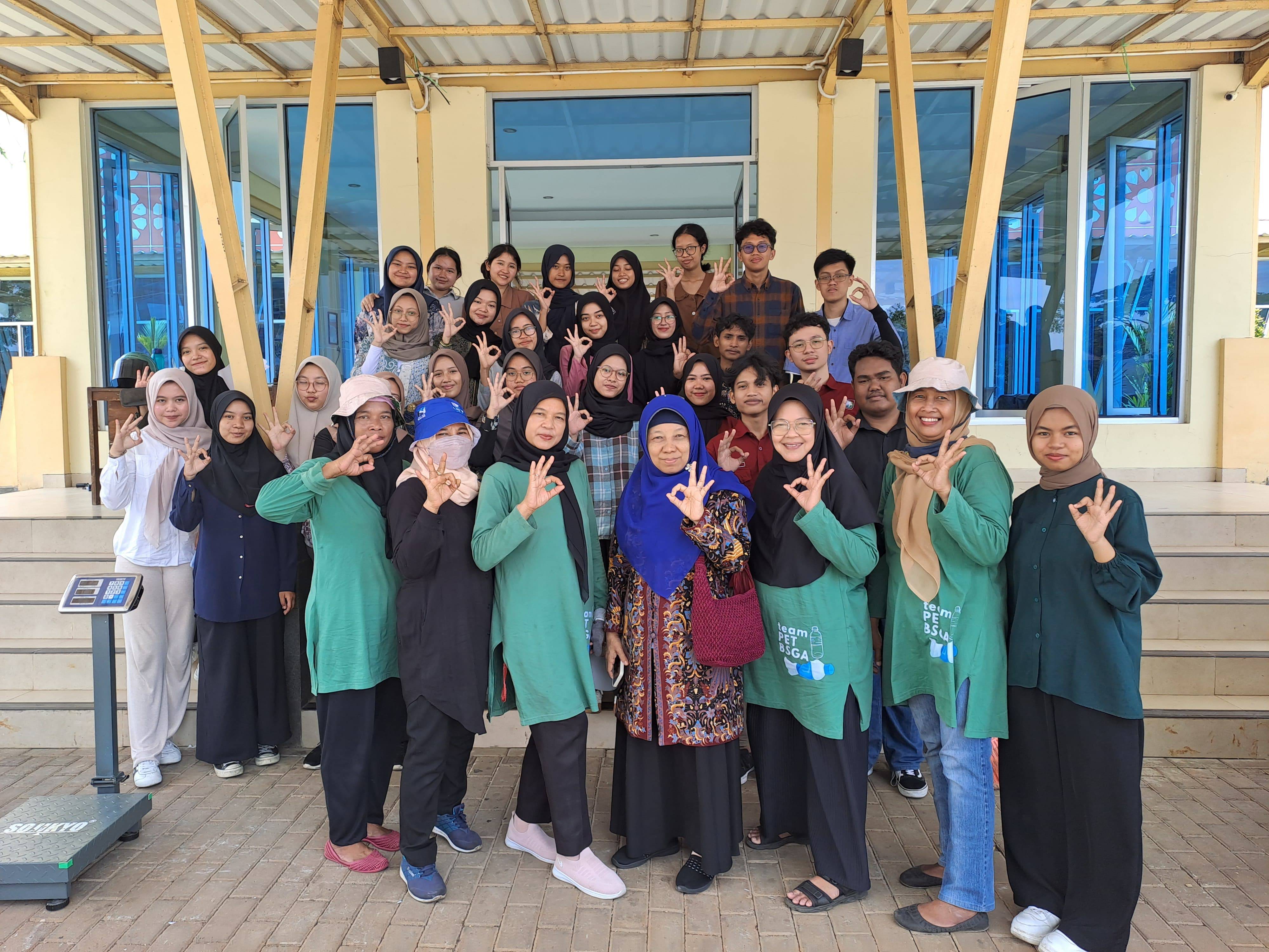 Penimbangan Sampah Dipo Waste Bank Periode Oktober